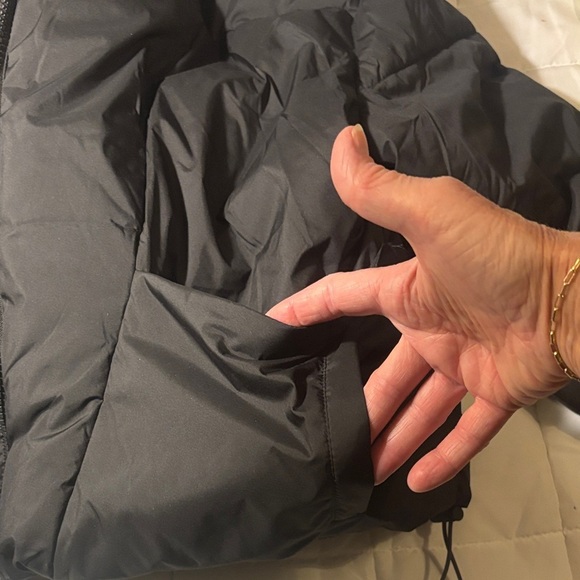 Arizona Heavyweight Black Puffer Jacket Waist Length Fur Lined Lg - Picture 10 of 14